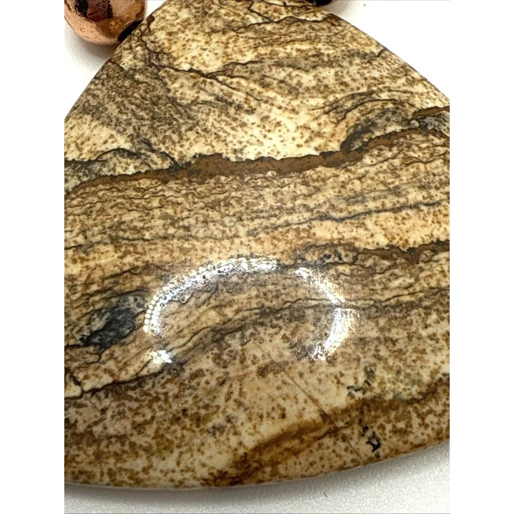 Unbranded stunning natural